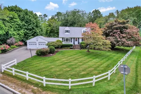 239 New Hempstead Rd, Clarkstown, NY 10956