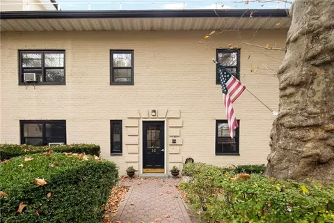 16 Field End Ln #C1, Eastchester, NY 10709