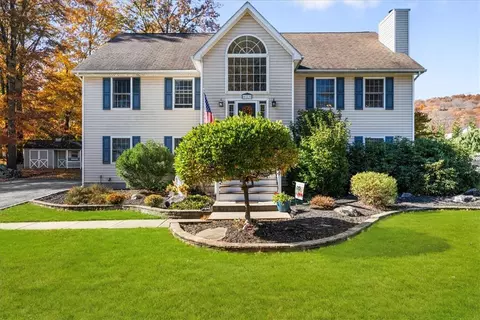 529 Round Lake Park, Monroe, NY 10950