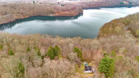 350 W Shore Dr, Carmel, NY 10512