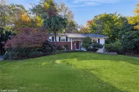 968 Chestnut Ridge Rd, Ramapo, NY 10977