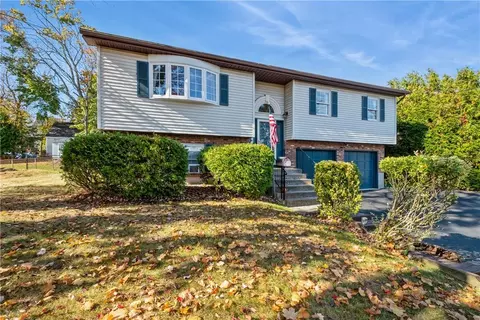 81 Mountainview Ave, Orangetown, NY 10965