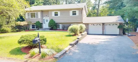 9 Victoria Dr, Ramapo, NY 10901