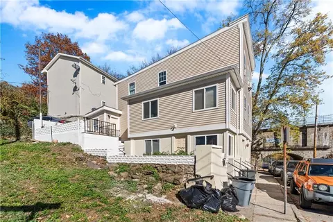5 Aqueduct St, Ossining, NY 10562