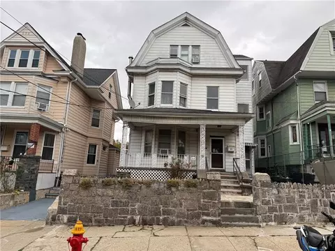 84 Livingston Ave, Yonkers, NY 10705