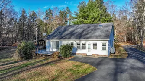 99 Meyer Rd, Wallkill, NY 10940