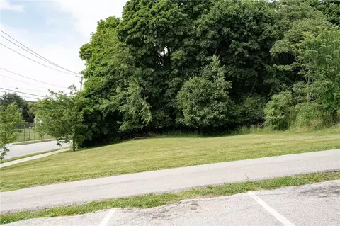 Robinson Avenue, Newburgh City, NY 12550