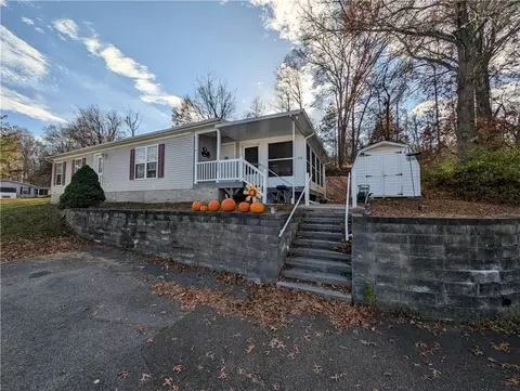 117 Brittany Ter #117, Rock Tavern, NY 12575