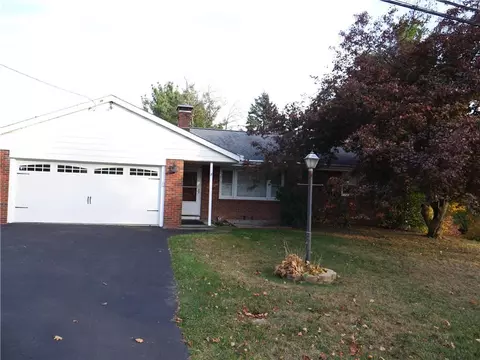 316 Sunset Hill Rd E, Fishkill, NY 12524