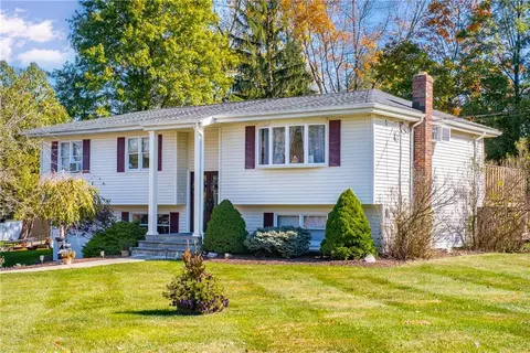 13 Beechwood Dr, Goshen, NY 10924