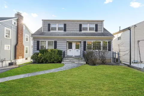 136 Nelson Ave, Harrison, NY 10528
