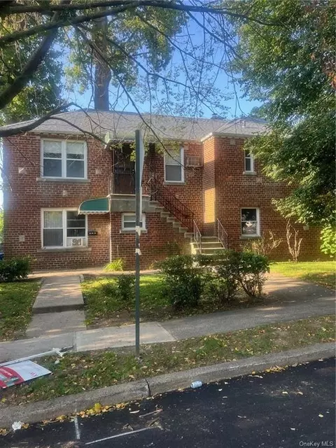 1354 Waring Ave, New York, NY 10469