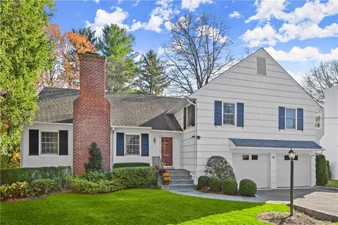 28 Farragut Rd, Scarsdale, NY 10583