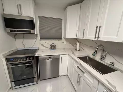 308 Fox Run Ln #308, Carmel Hamlet, NY 10512