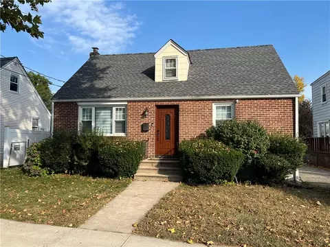 104 Clunie Ave, Yonkers, NY 10703