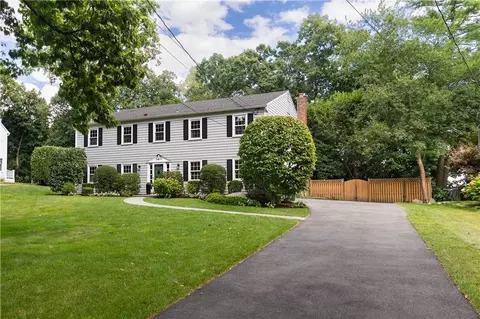 7 Heritage Ln, Rye, NY 10580