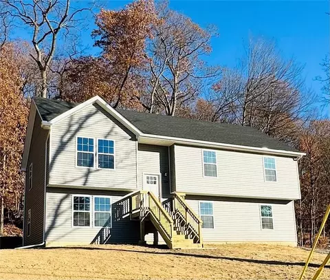 124 Locust Ln, Newburgh, NY 12550