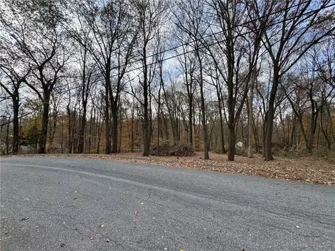 58 Crown Hill Rd, Beacon, NY 12590