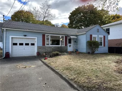 59 Myrtle Ave, New Windsor, NY 12553