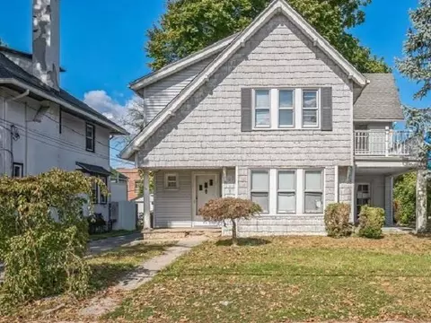 28 Trenton Ave, White Plains, NY 10606