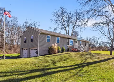 503 Rossway Rd, La Grange, NY 12569
