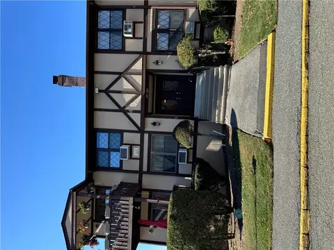 559 Sierra Vista Lane Ln #559, Clarkstown, NY 10989