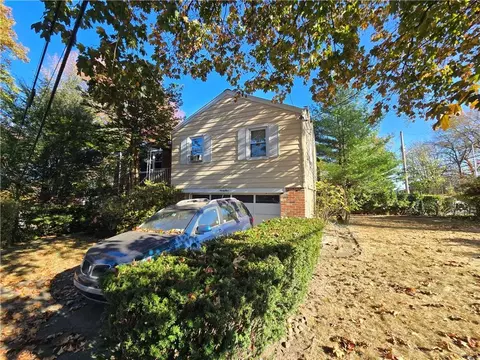 94 Brandon Rd, Yonkers, NY 10704