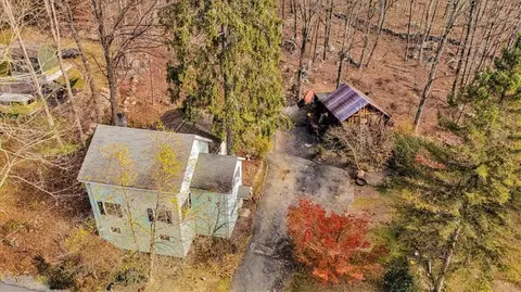 18 Wiccopee Rd, Putnam Valley, NY 10579