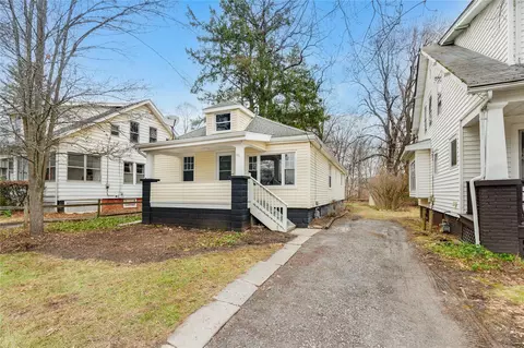 66 Oakdale Ave, Poughkeepsie, NY 12601