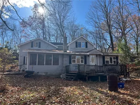 179 Leggs Mills Rd, Ulster, NY 12449