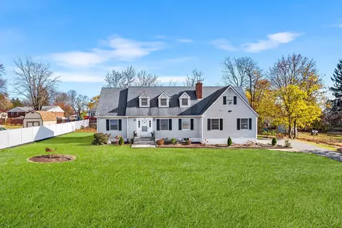 62 Fairmont Rd, Mahopac, NY 10541
