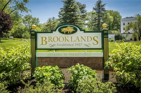 5 Brooklands #2-L, Yonkers, NY 10708