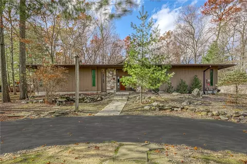 21 Sherwood Ridge Rd, Ramapo, NY 10970