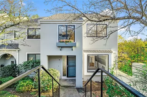 21 Wildwood Rd, Katonah, NY 10536