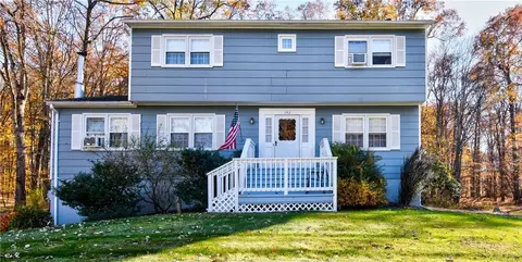 142 Barnes Rd, Washingtonville, NY 10992