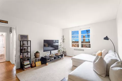 5614 Netherland Ave #5C, New York, NY 10471