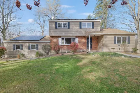 1 Elbern Dr, La Grange, NY 12603