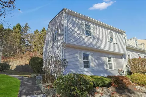 360 Carroll Close, Greenburgh, NY 10591