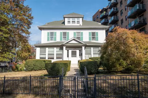 133 Valentine Ln, Yonkers, NY 10705