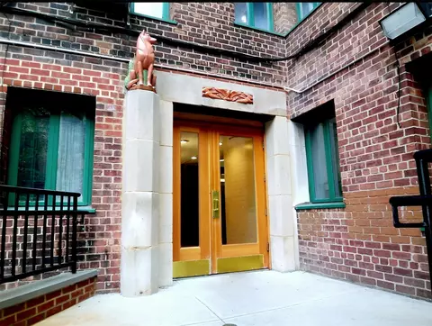 1950 E Tremont Ave #1E, New York, NY 10462