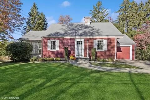 17 Pleasant View Ave, Beacon, NY 12508