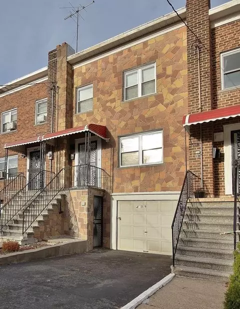 4069 Paulding Ave, New York, NY 10466