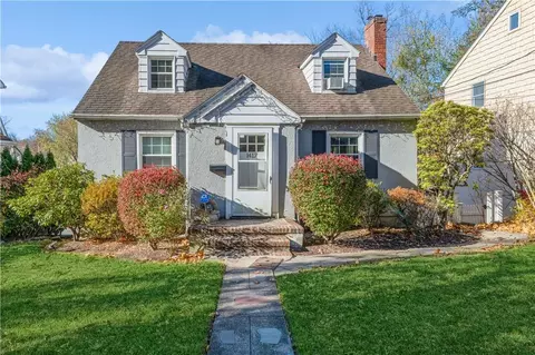 1417 Weaver St, Scarsdale, NY 10583