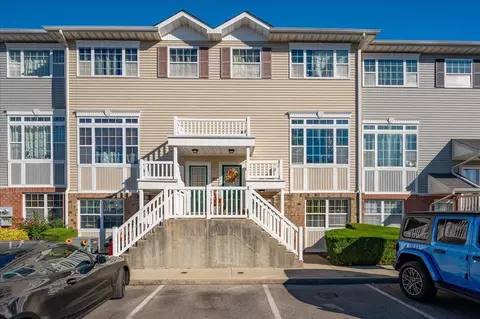 132 Heron Ln #355, New York, NY 10473