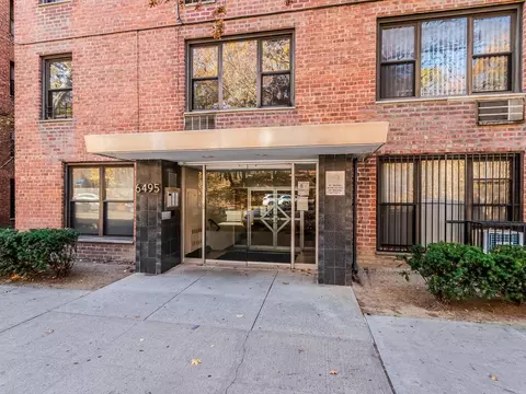 6495 Broadway #2R, New York, NY 10471