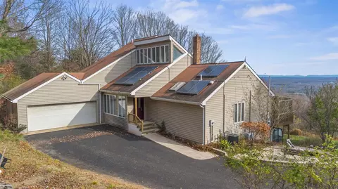 46 Mountain Rd, Mamakating, NY 12721