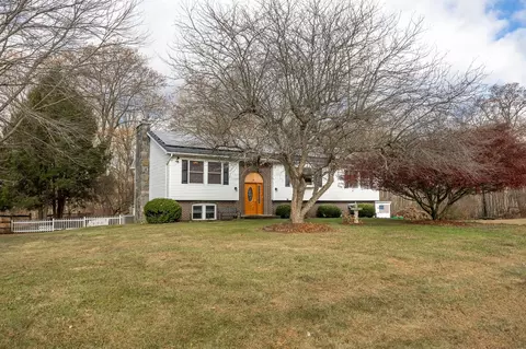 47 Stringham Rd, La Grange, NY 12603