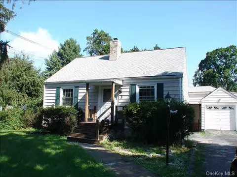 2 Spratt Ave, Poughkeepsie, NY 12603 photo 1