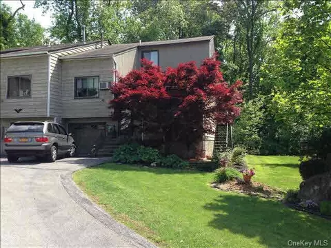 36 Spruce Ct #36, Fishkill, NY 12524 photo 1