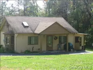 21 Schlichter Rd, Wappinger, NY 12524 photo 1